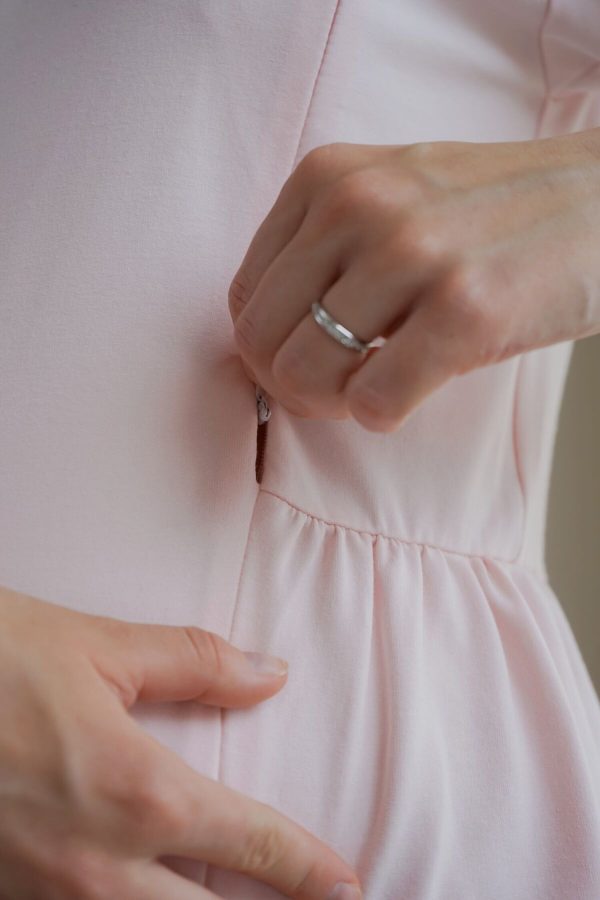 side slit on zipper for breastfeeding, maternity dress