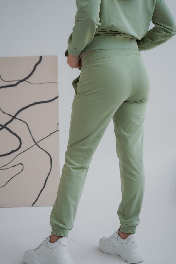 maternity-sweatsuit-olive -green