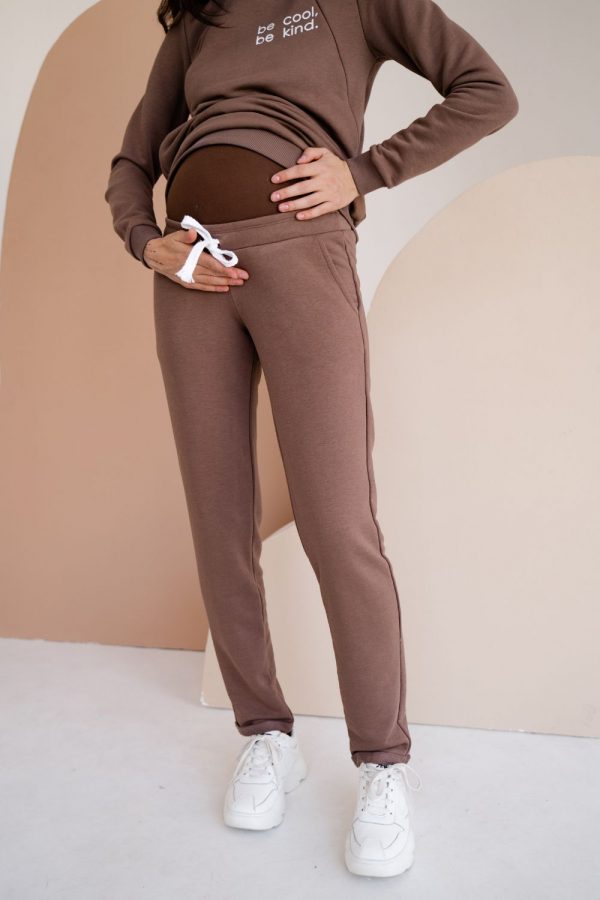 maternity sweatsuit brown 5