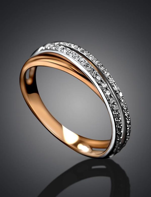 CLASSY DIAMOND RING IN WHITE AND YELLOW GOLD