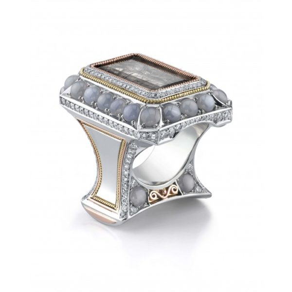 king's_ring_I_with_quartz_center_stone_in_14K_gold