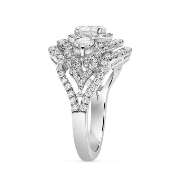 platinum-engagement-ring